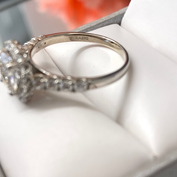 SOLD! Cushion Diamond Halo Engagement Ring S Kashi - Picture 7 of 11